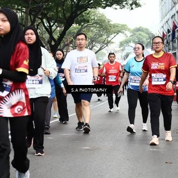 Runner Photo 8084900