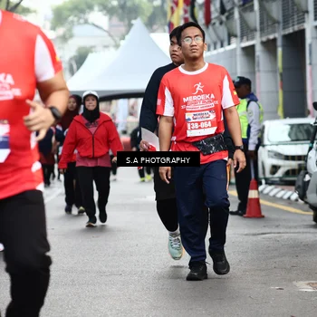 Runner Photo 8084910