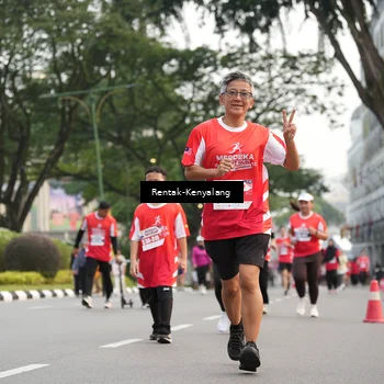 Runner Photo 8084919