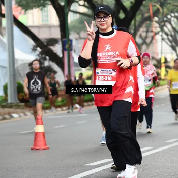 Runner Photo 8084939