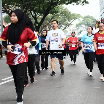 Runner Photo 8084940