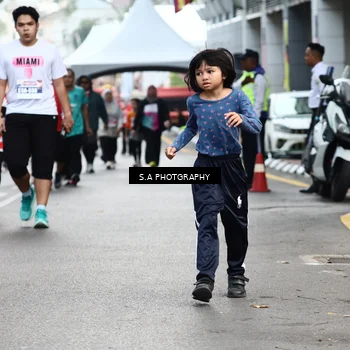 Runner Photo 8084942