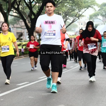 Runner Photo 8084953