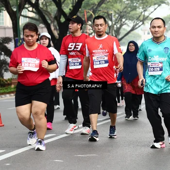 Runner Photo 8084973