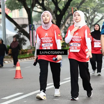Runner Photo 8085042