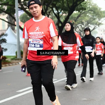 Runner Photo 8085043