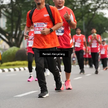 Runner Photo 8085215