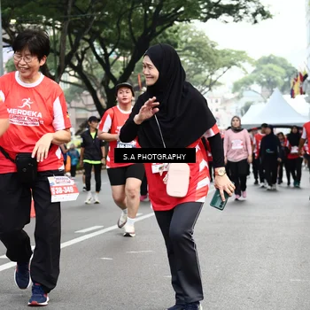 Runner Photo 8085344