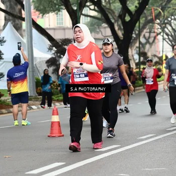 Runner Photo 8085358