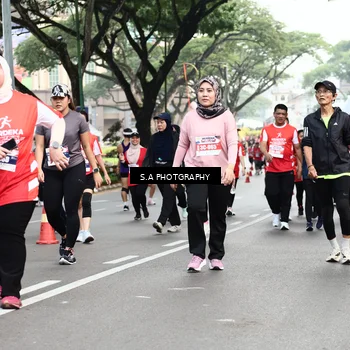 Runner Photo 8085378