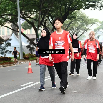 Runner Photo 8085435