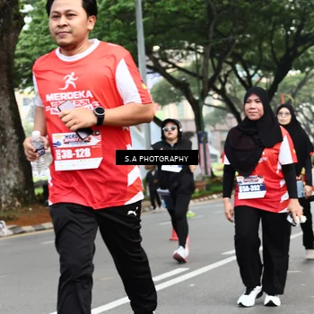 Runner Photo 8085443