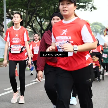 Runner Photo 8085473