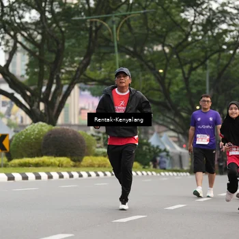 Runner Photo 8085515