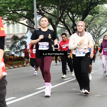 Runner Photo 8085546