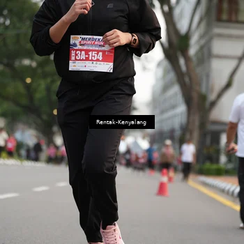 Runner Photo 8085663