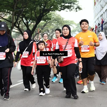 Runner Photo 8086236