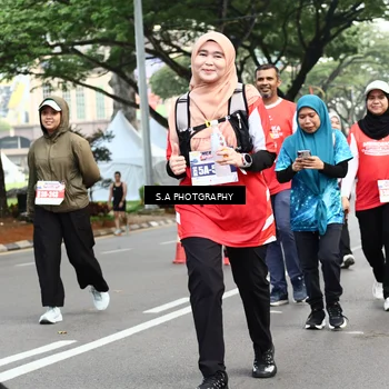 Runner Photo 8086359