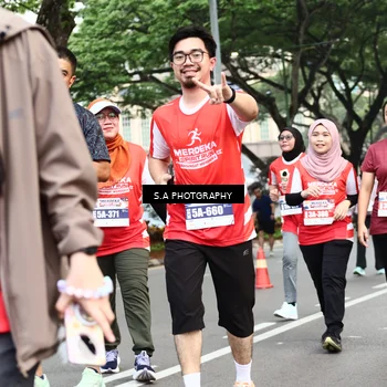 Runner Photo 8086448