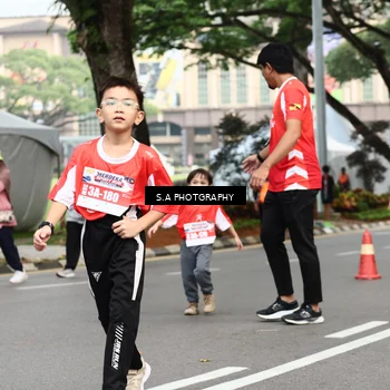 Runner Photo 8086879