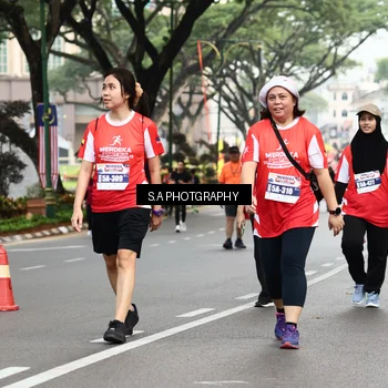 Runner Photo 8086899
