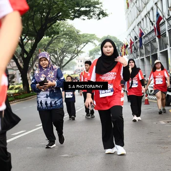 Runner Photo 8086949