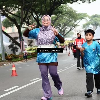 Runner Photo 8086976