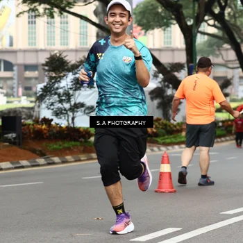 Runner Photo 8086990