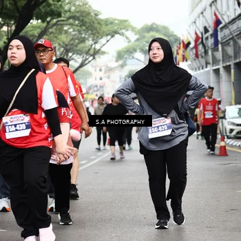 Runner Photo 8087003