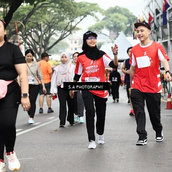 Runner Photo 8087012
