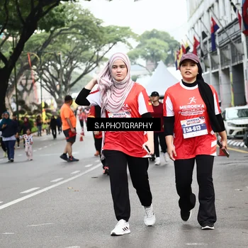 Runner Photo 8087030