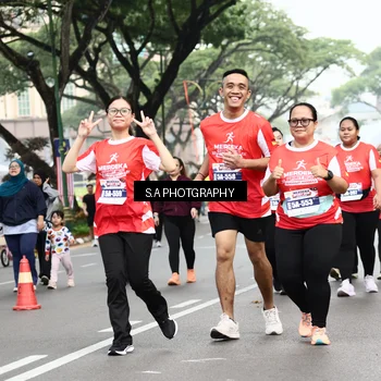 Runner Photo 8087039