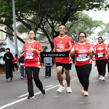 Runner Photo 8087049