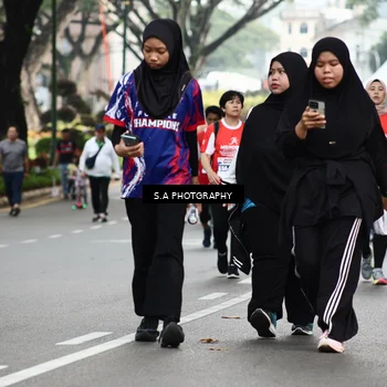 Runner Photo 8087056