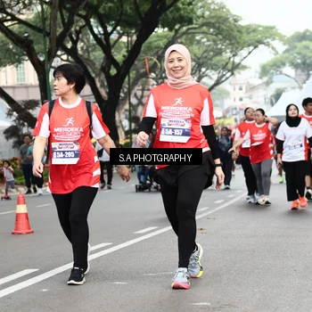 Runner Photo 8087059