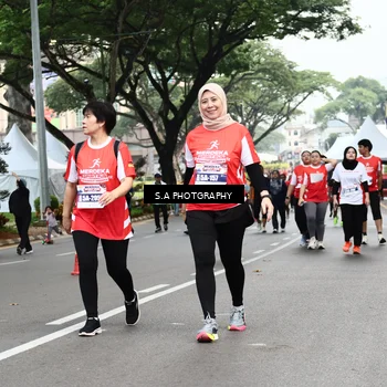 Runner Photo 8087060