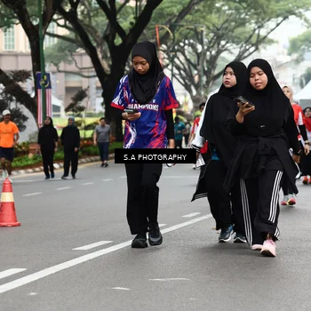 Runner Photo 8087064