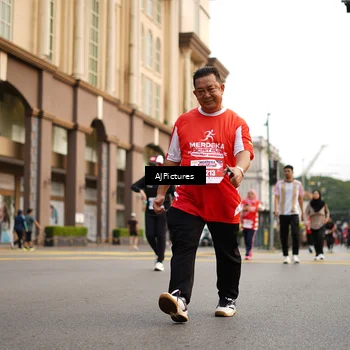 Runner Photo 8087077