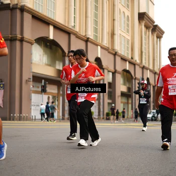 Runner Photo 8087083
