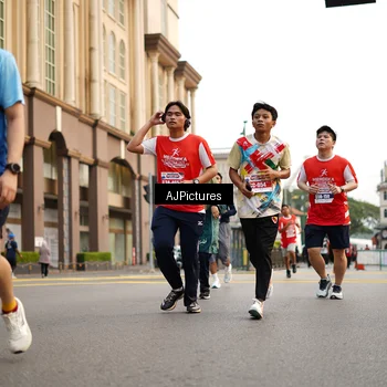 Runner Photo 8087090