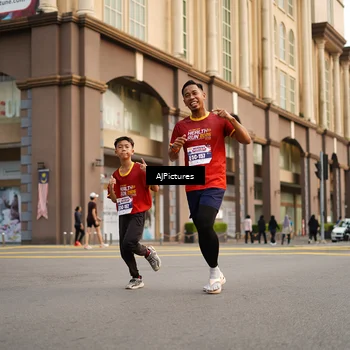Runner Photo 8087093