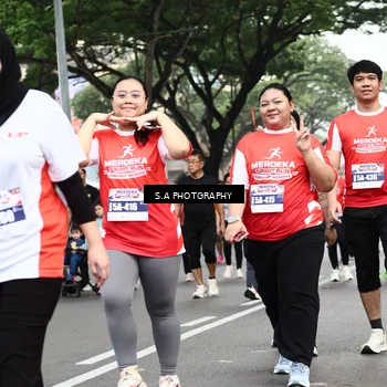 Runner Photo 8087104