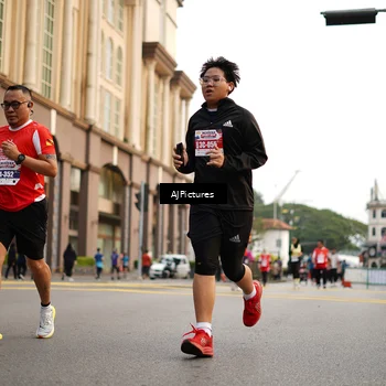 Runner Photo 8087112