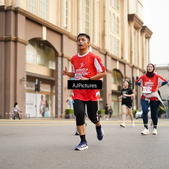Runner Photo 8087129