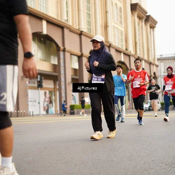 Runner Photo 8087135
