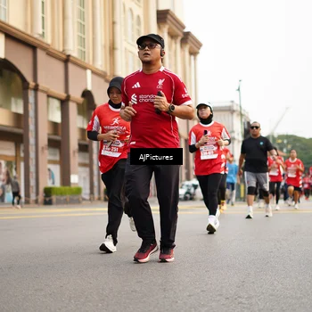 Runner Photo 8087144