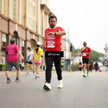 Runner Photo 8087152