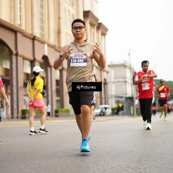 Runner Photo 8087163