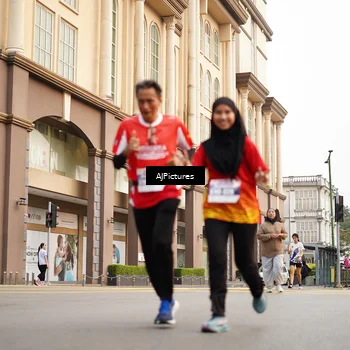 Runner Photo 8087164