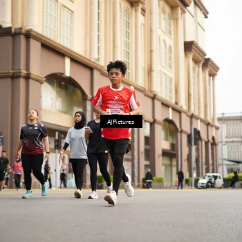 Runner Photo 8087193